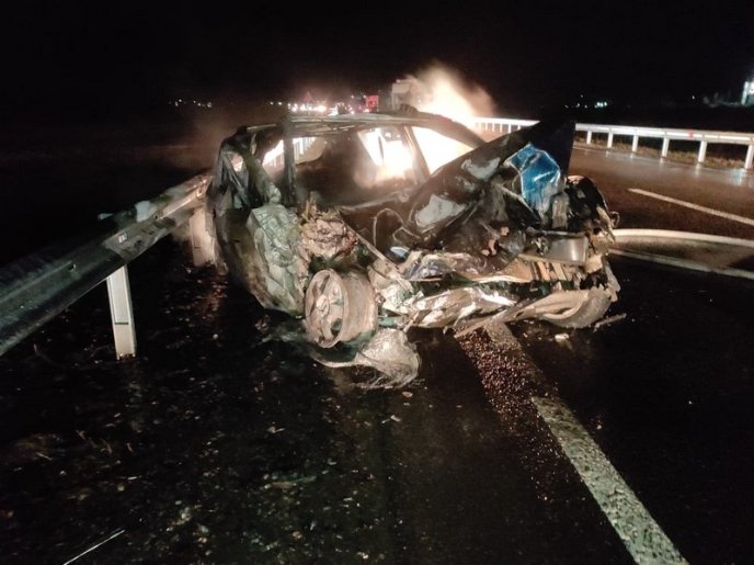 Опубліковано фото з місця страшної ДТП, яка сталась вчора ввечері – 02 Опубліковано фото з місця страшної ДТП, яка сталась вчора ввечері – 02