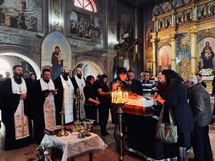 У Мукачеві поховали 32-річного військового – 04