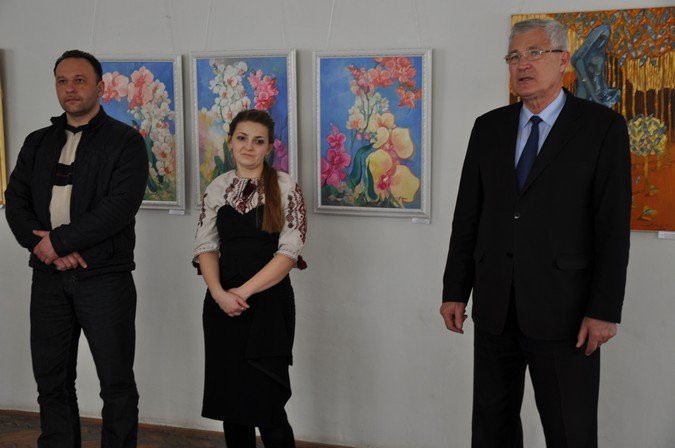 У Мукачівській картинній галереї відкрили виставку до Міжнародного жіночого дня (ФОТОРЕПОРТАЖ) – 11