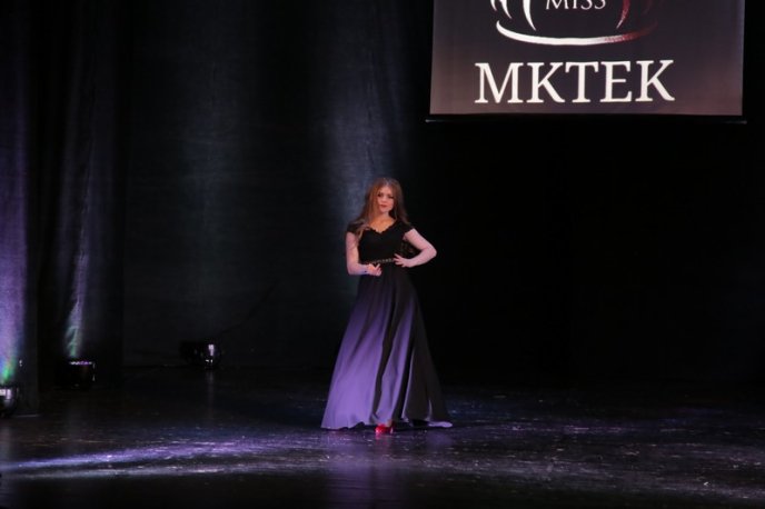 У Мукачеві визначили володарку титулу конкурсу краси "Міс МКТЕК 2018" – 58