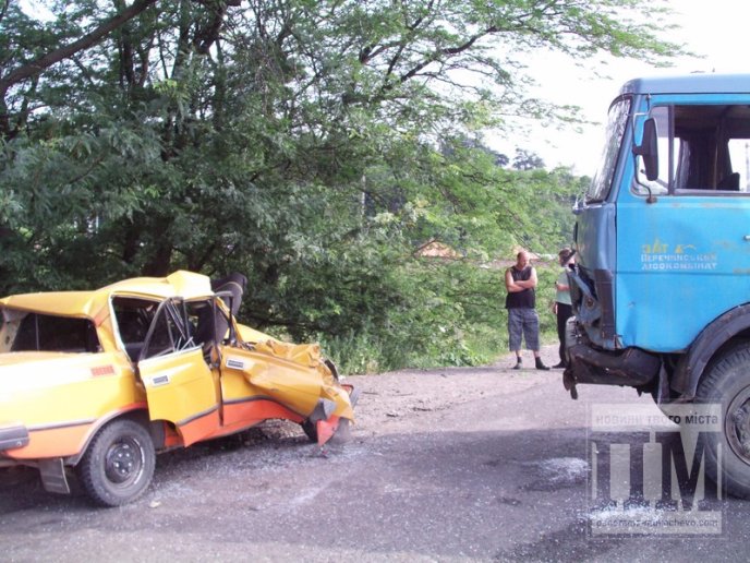 Нові подробиці смертельної ДТП в Чинадієві: в "Москвичі" було шестеро чоловік (ФОТО, ВІДЕО) – 01
