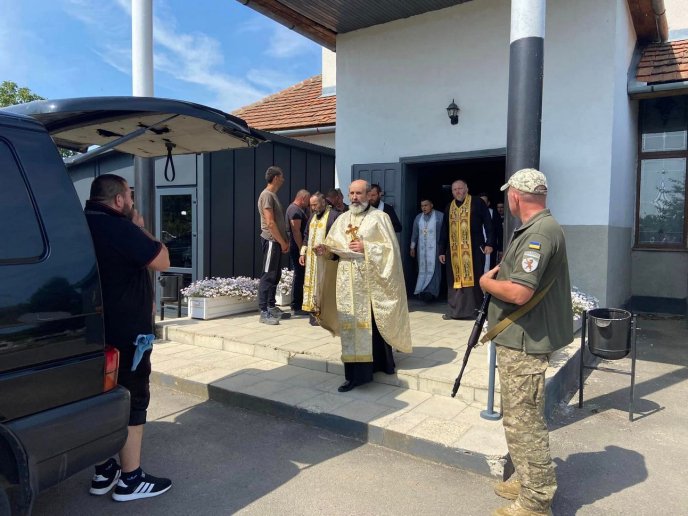 Берегівщина провела в останню путь молодого Героя – 02