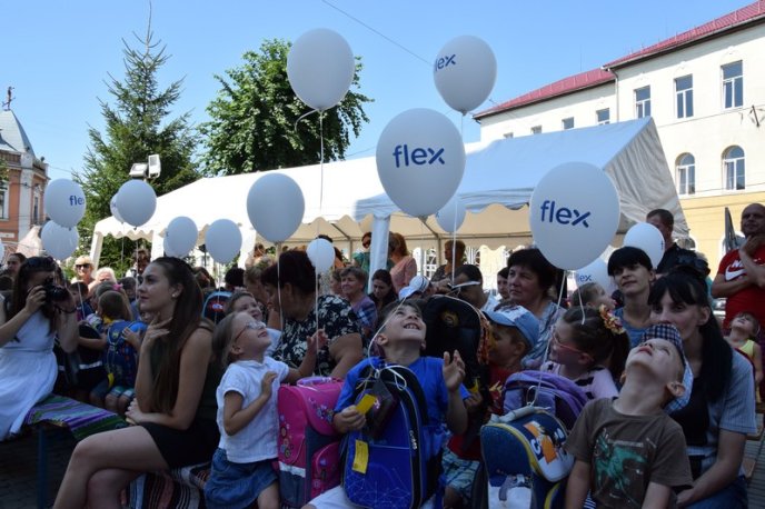 Соціальна підтримка від Flex для першачків – 04