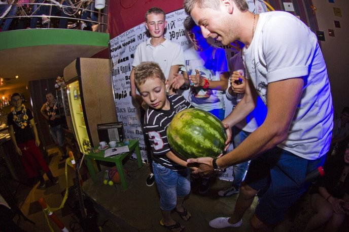 Літню версію “Скетч-шоу” презентували у кав’ярні “Time” (ФОТО,ВІДЕО) – 07 Літню версію “Скетч-шоу” презентували у кав’ярні “Time” (ФОТО,ВІДЕО) – 07