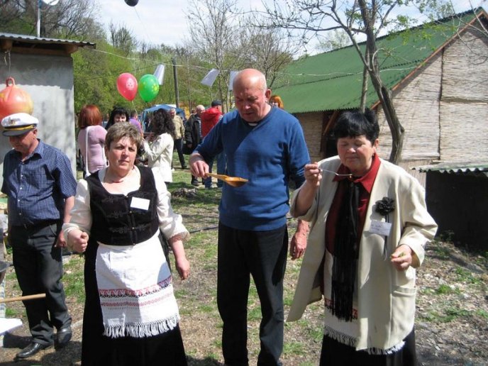 Уха з капустою, гуляш з вином (ФОТОРЕПОРТАЖ) – 06