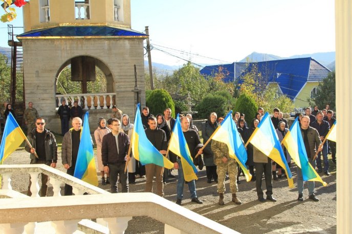 На Хустщині попрощалися із молодим Героєм – 04