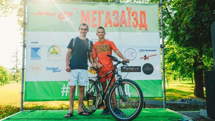 Мегазаїзд у Мукачеві: фантастичні фото, крутезне відео та неймовірні емоції – 50