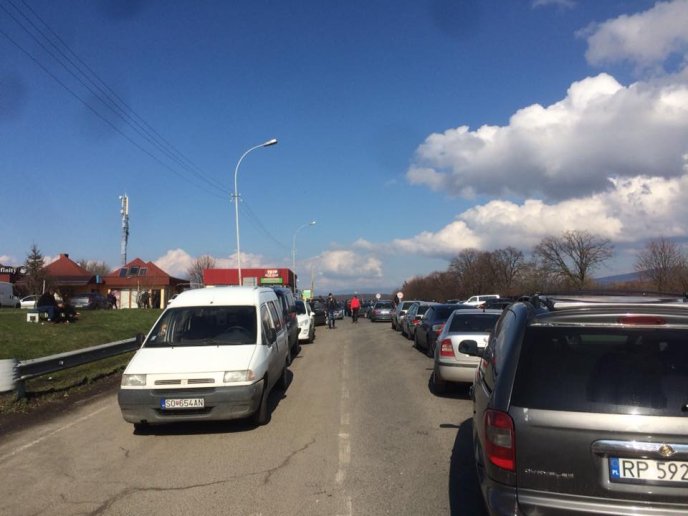 Проблема "пересічок": водії автомобілів з іноземними номерами вийшли на протести – 03 Проблема "пересічок": водії автомобілів з іноземними номерами вийшли на протести – 03