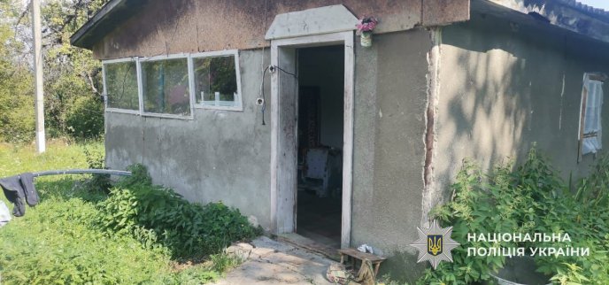 На Закарпатті чоловік намагався вбити сусіда – 01 Чоловік намагався вбити сусіда