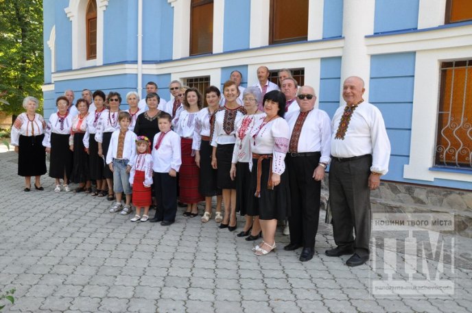 День Незалежності України у Мукачеві відзначили масштабним парадом вишиванок (ФОТОРЕПОРТАЖ) – 42