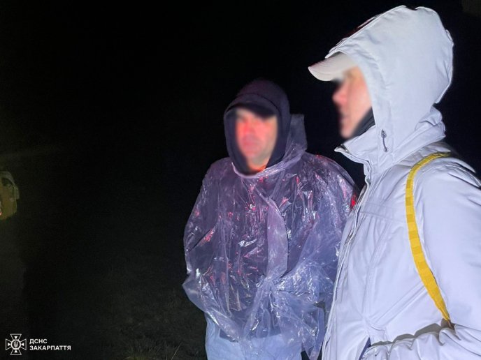Під час спуску з Говерли заблукали туристи – 01 У горах заблукали туристи