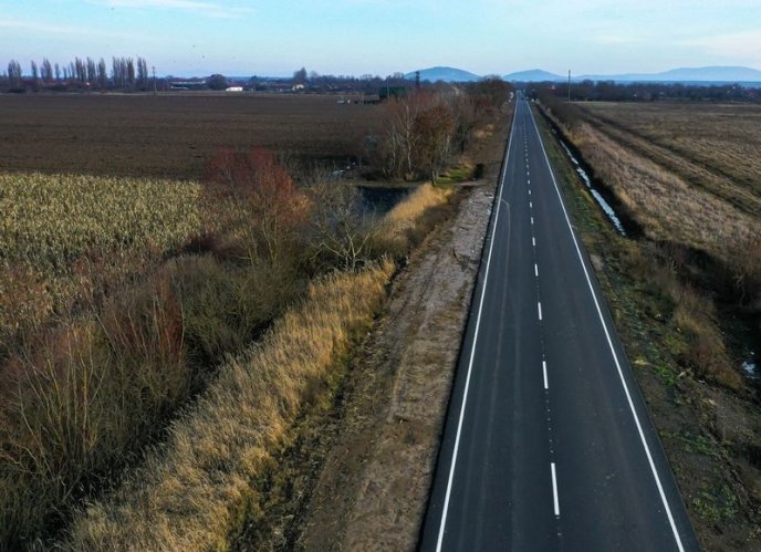 На Закарпатті відновили частину автошляху, що веде до кордону з Угорщиною – 02