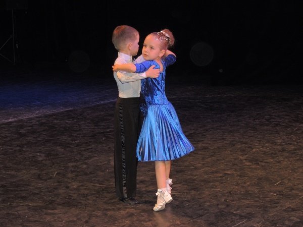 Берегівський колектив "Гармонія" показав місцевій публіці звітний концерт – 12