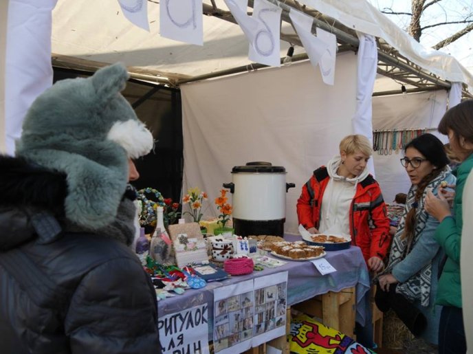 В Ужгороді триває фестиваль молодого вина "Закарпатське Божоле" – 16