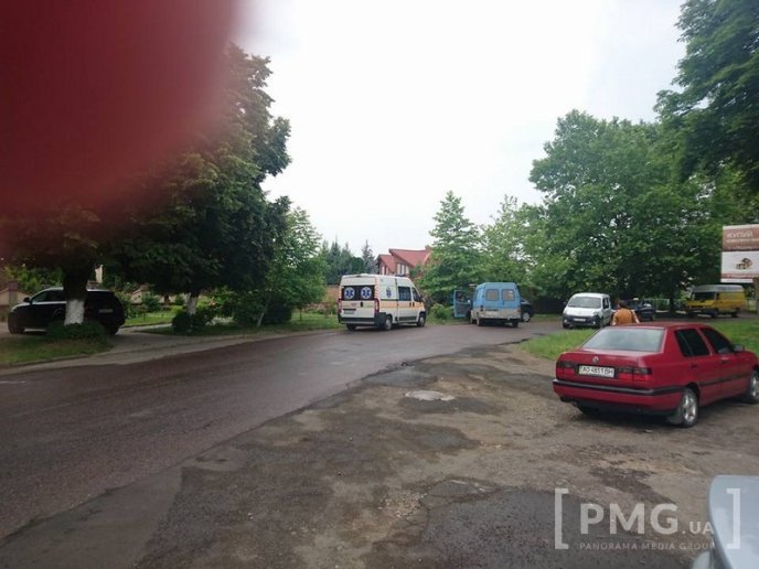 ДТП в Ужгороді: мікроавтобус зіткнувся з "Ауді" – 07 ДТП в Ужгороді: мікроавтобус зіткнувся з "Ауді" – 07