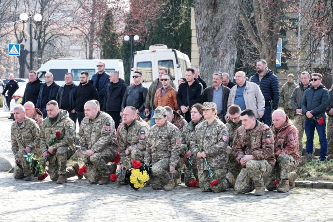 В Ужгороді попрощалися із підполковником – 02