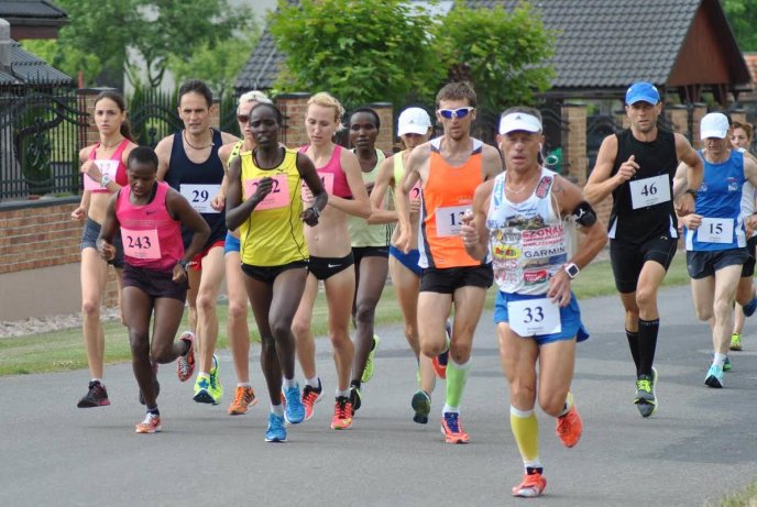 Закарпатські спортсмени взяли участь у легкоатлетичних змаганнях у Словаччині – 01