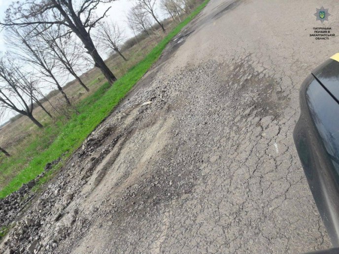 Поліцейські здійснили весняне комісійне обстеження вулично-дорожньої мережі – 02