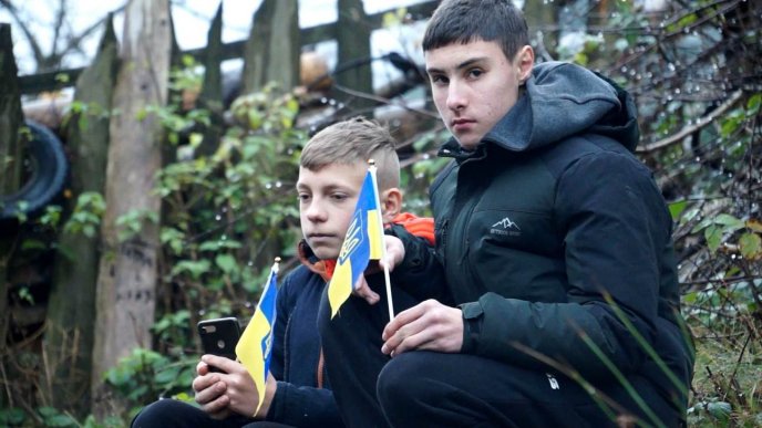 Одна із громад Закарпаття попрощалася із Героєм – 04