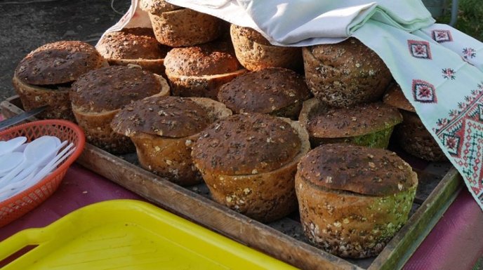 В Ужгороді триває фестиваль молодого вина "Закарпатське Божоле" – 15