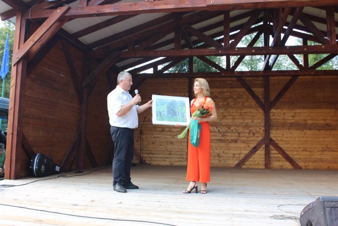 На Закарпаття приїхали зірки естради – 04