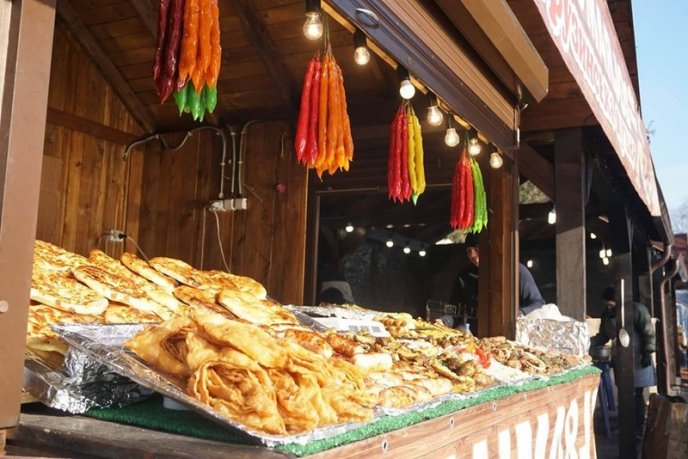 «Червене вино 2020»: чим пригощають та як розважають гостей фестивалю – 13