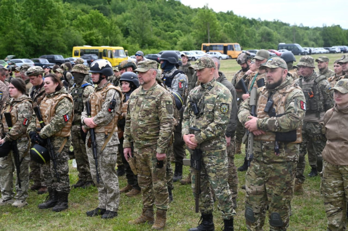На Мукачівщині пройшов курс підготовки цивільного населення до національного спротиву – 01 На Мукачівщині пройшов курс підготовки цивільного населення до національного спротиву – 01