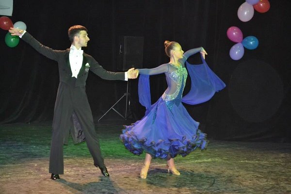 Берегівський колектив "Гармонія" показав місцевій публіці звітний концерт – 01