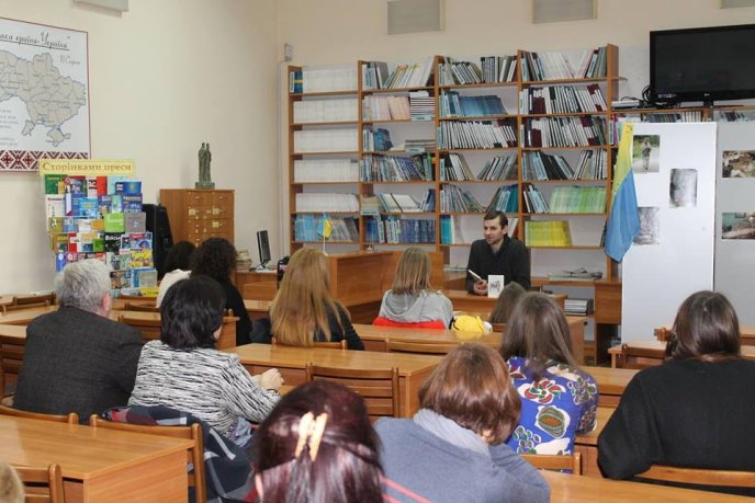 Євгеній Франків представив ужгородським читачам книгу "15 мільйонів хвилин" – 05