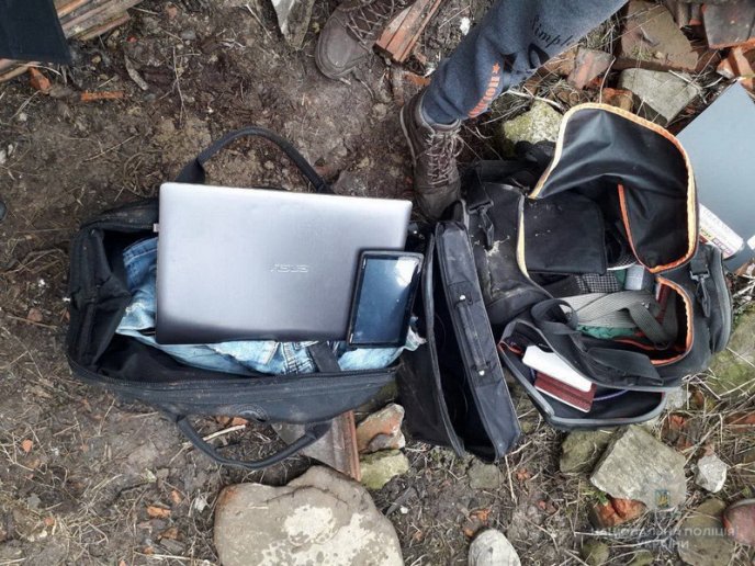 Чоловік проник у чужий двір і обікрав автомобіль – 01