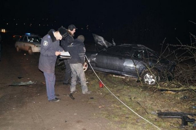 Жахлива аварія у новорічну ніч: загинули 14-річна дівчина та її 26-річний хлопець (ФОТО) – 06