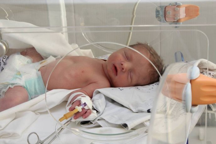 Напередодні Різдва у Мукачівському пологовому будинку народились дві пари двійнят – 02