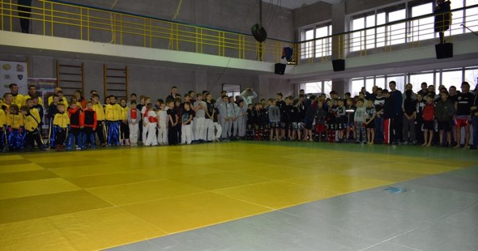 В Ужгороді проходить чемпіонат Закарпатської області з кікбоксингу – 19