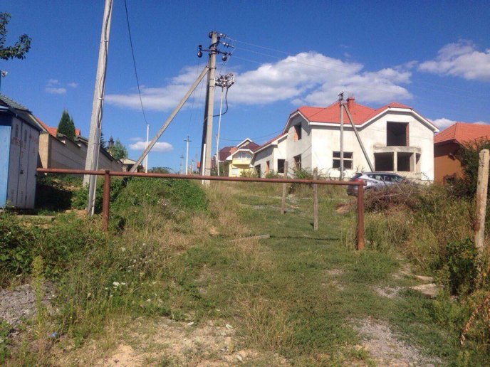 Муніципальна поліція Ужгорода виявила 25 незаконно встановлених обмежувачів руху – 06