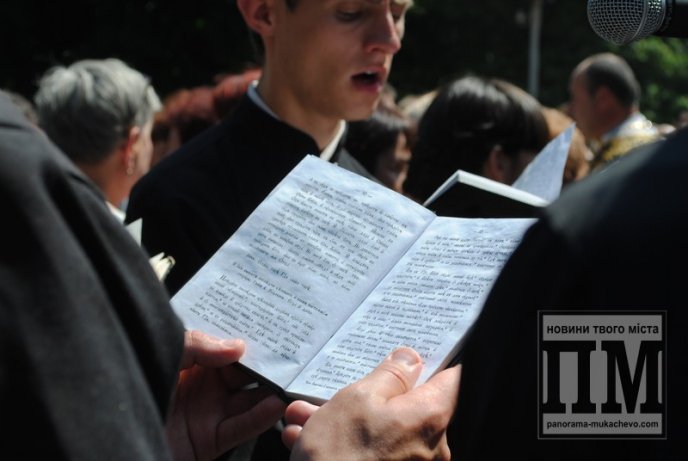 "Герої не вмирають!"У Мукачеві попрощалися з Вільгельмом Штольцелем, полеглим під Зеленопіллям (ФОТО) – 09