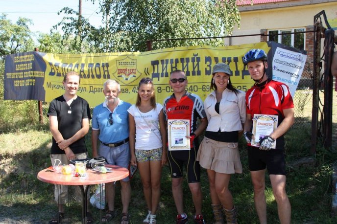 На Мукачівщині відбулись треті за ліком змагання у форматі "апхіл" – 12