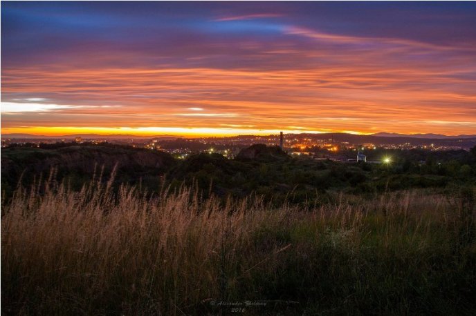 Користувачі мережі милуються дивовижним небом над Ужгородом – 02