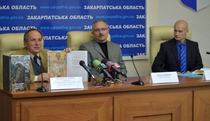 В області презентували унікальну книгу «Церковний живопис Закарпаття» – 01