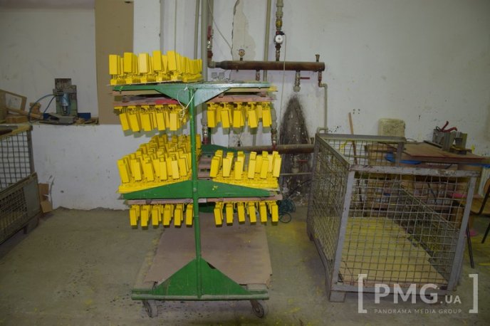 Закарпатці у маленькому селі виготовляють продукцію, яку купують у найрозвиненіших європейських країнах – 02