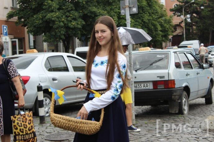 У Мукачеві відзначили 20-ту річницю Конституції України – 07