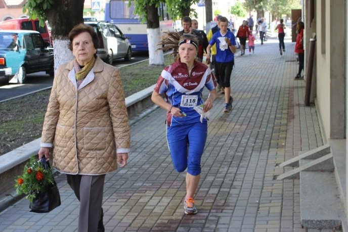 32 збірні команди з 19 регіонів країни з’їхалися до Рахова на чемпіонат України зі спортивного орієнтування – 09