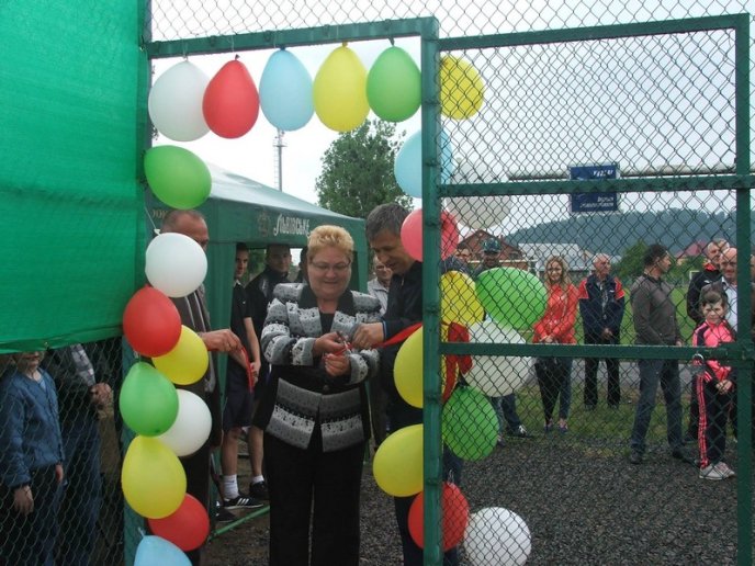 В селищі Кольчино урочисто відкрили сучасний тенісний корт – 06