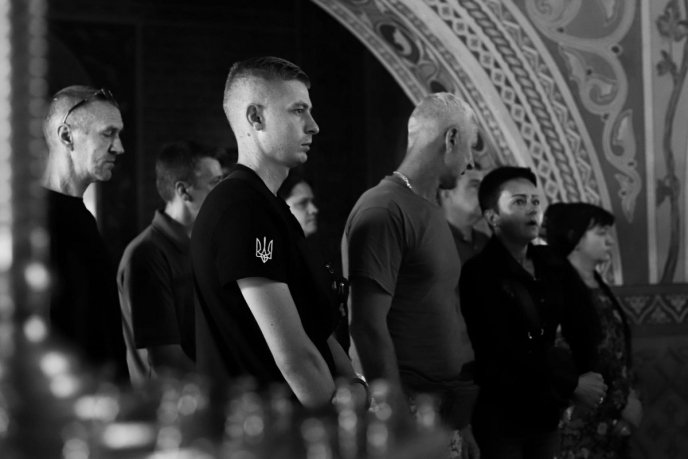 Мукачево попрощалось із військовим, який захищав Україну від російських окупантів – 03