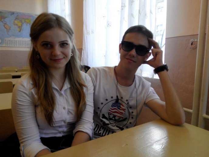 Шкільний фотоальбом: як учні Мукачева 1 Вересня відзначали (ФОТОРЕПОРТАЖ) – 34