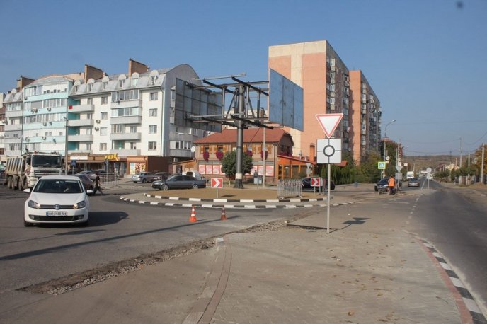 У Мукачеві розв’язку на Данила Галицького повністю перекрито до вечора – 05