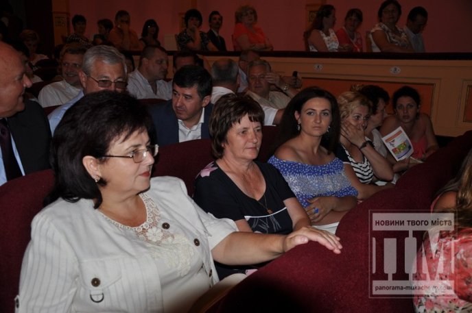 У Мукачеві вітали лікарів з їх професійним святом (ФОТО) – 01