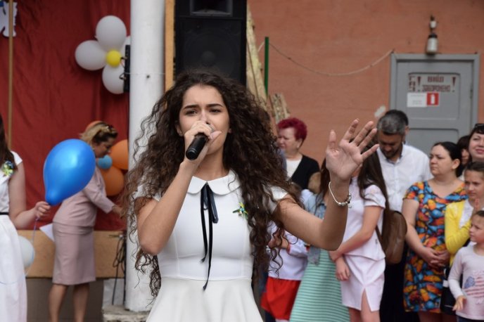 У школах Мукачева пролунав останній дзвінок – 65