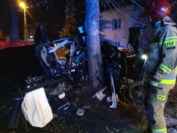 Двоє українців загинули у моторошній ДТП у Польщі – 06