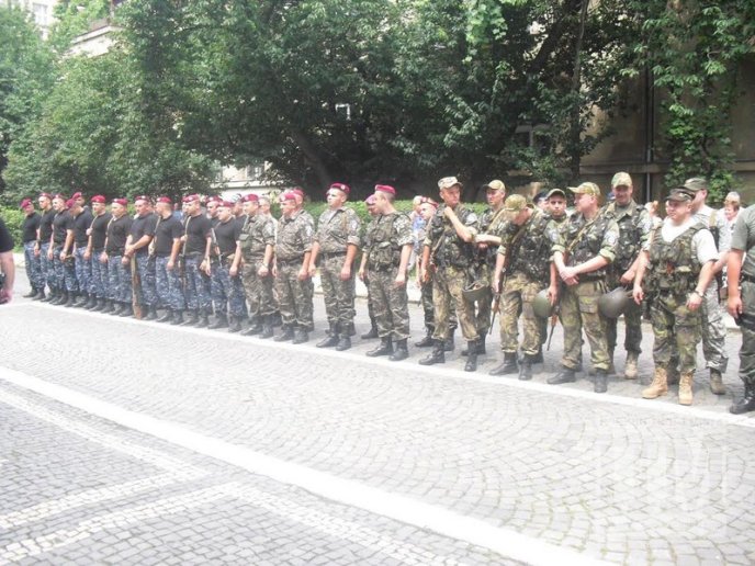 В Ужгороді закарпатських правоохоронців проводжали у зону АТО (ФОТО) – 15