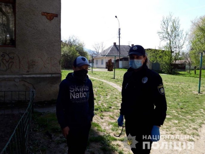 Закарпатська поліція активізує роботу щодо недопущення злочинів, скоєних проти дітей – 02 Закарпатська поліція активізує роботу щодо недопущення злочинів, скоєних проти дітей – 02